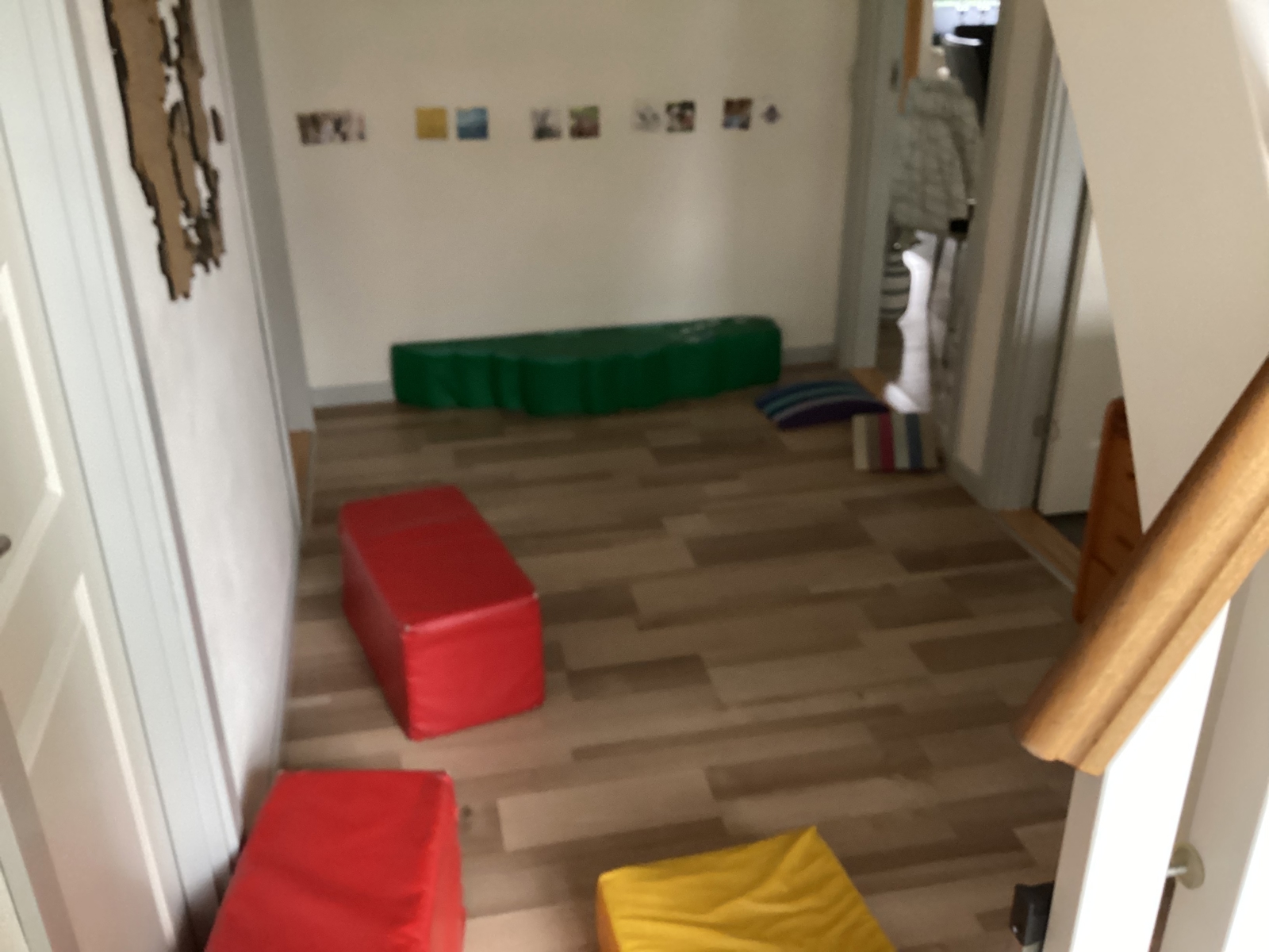 Billede af Lenas gang med plads til leg