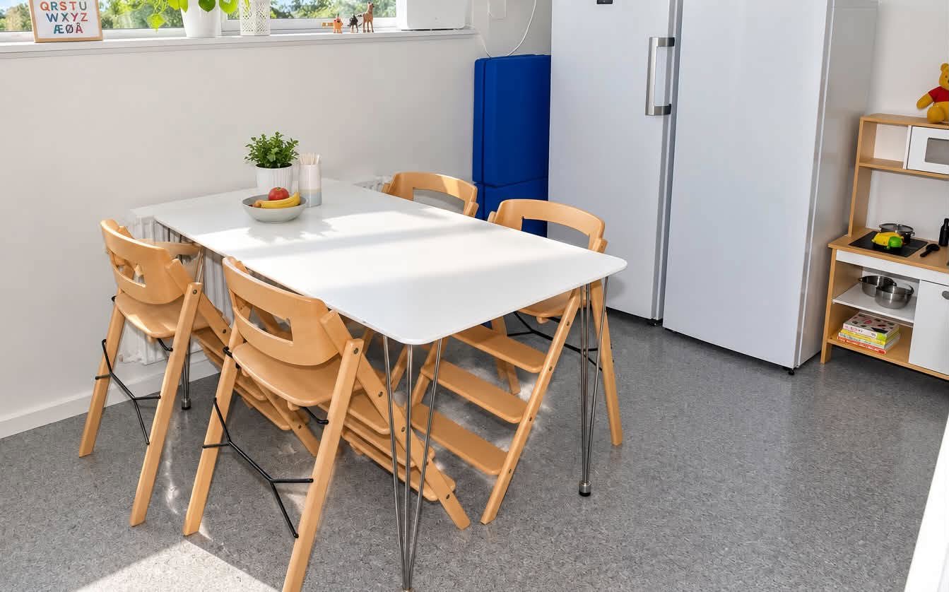 Billede af spisebord